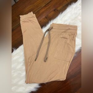 Koolaburra by UGG Brushback French Terry Joggers Women’s Medium Tan